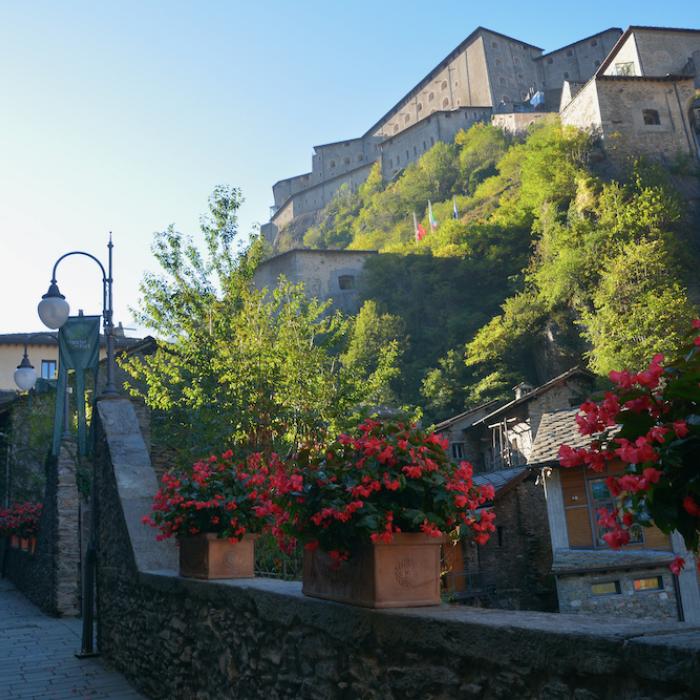 il borgo e il forte del comune di Bard, capofila del progetto